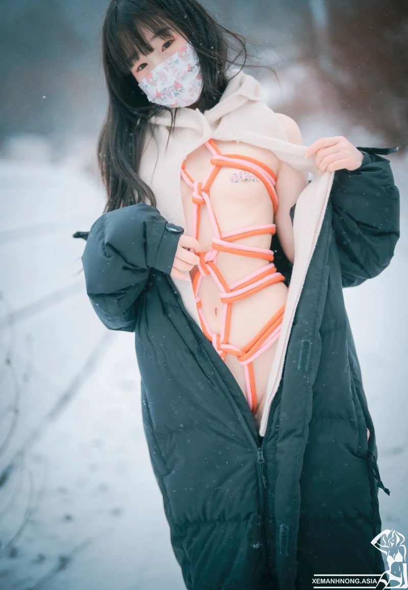 [DJAWA] Yeri sexy với dây thừng giữa trời tuyết lạnh 5