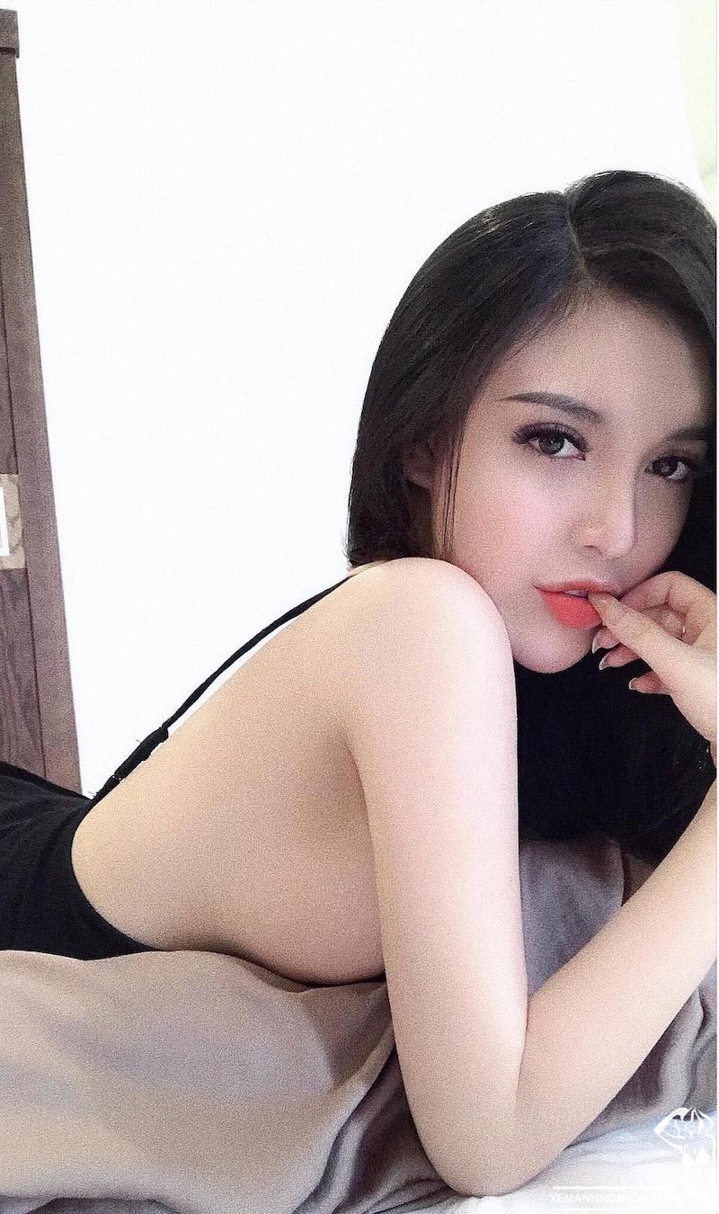 Ngắm ngực tràn viền căng tròn sexy của hot girl Việt Đặng Mỹ Khanh 4