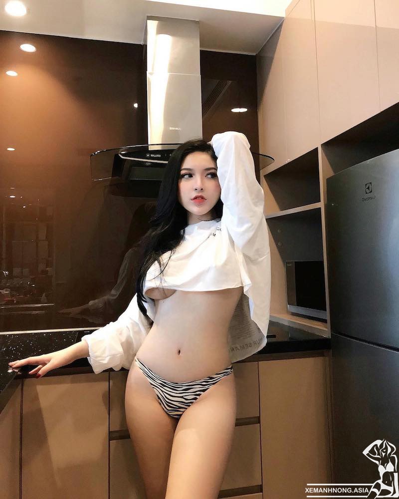 Ngắm ngực tràn viền căng tròn sexy của hot girl Việt Đặng Mỹ Khanh 8